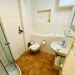 Apartment Strandhaus, Strandhafer, 100 M Zum Rostock