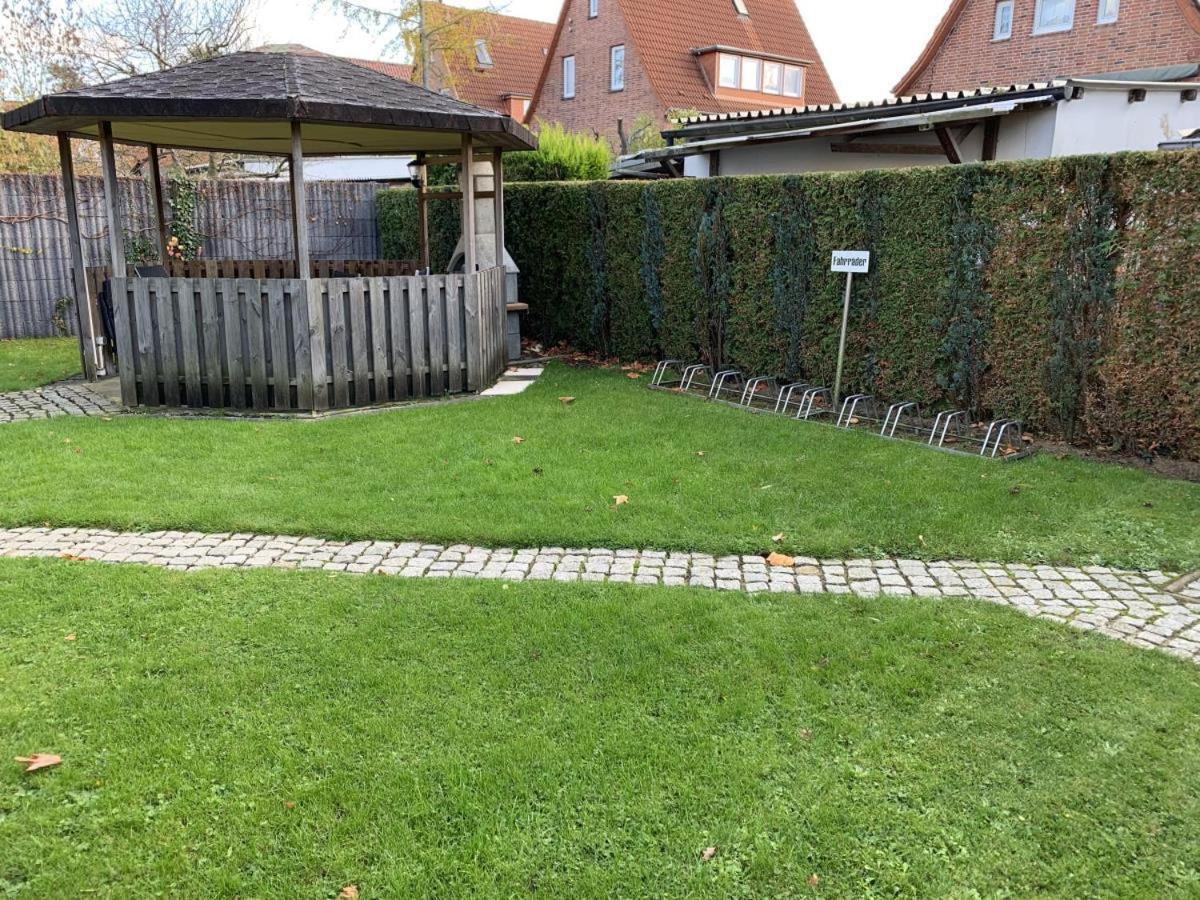 Strandhaus, Strandhafer, 100 M Zum